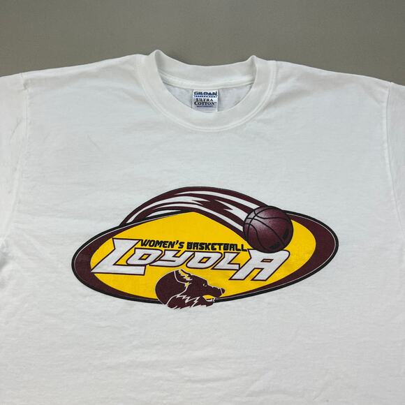 Vintage Loyola University Chicago T-Shirt Adult Medium White Basketball Ramblers - Picture 2 of 10